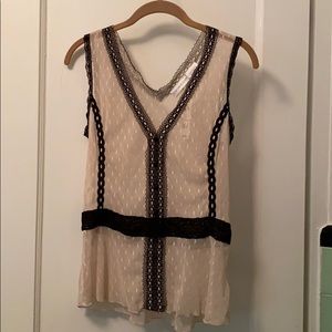NEW Classy Worthington Tank Blouse Cream and Black